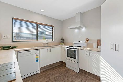 Photo of property in 88 Evans Road, Papamoa Beach, Papamoa, 3118