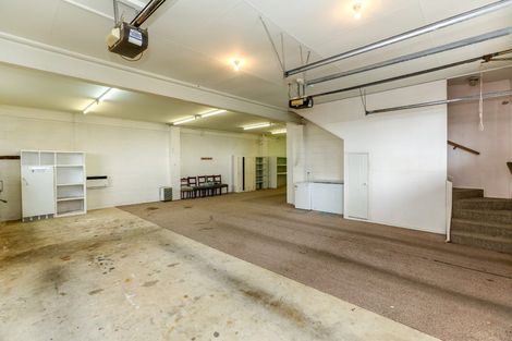 Photo of property in 2 Hobson Street, New Plymouth, 4312