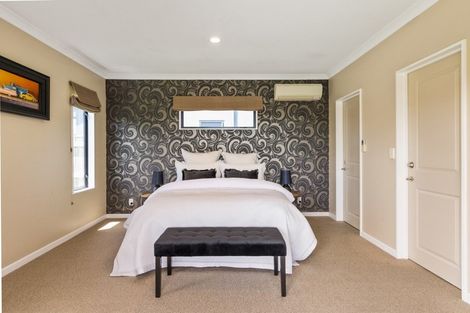 Photo of property in 56 Fairview Place, Havelock North, 4130