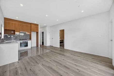 Photo of property in 15 Piringa Road, Pukekohe, 2120