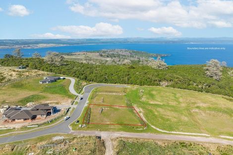 Photo of property in 2 Glendas Way, Acacia Bay, 3385