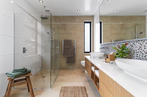 Photo of property in 48a Sunny Brae Crescent, Westmere, Auckland, 1022