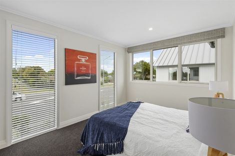 Photo of property in 19 Holmes Hanover Lane, Halswell, Christchurch, 8025