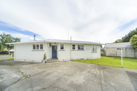 Photo of property in 9 Benmore Avenue, Cloverlea, Palmerston North, 4412