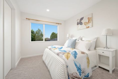 Photo of property in 18 Cityview Place, Massey, Auckland, 0614