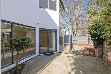 Photo of property in 5/44 London Street, Richmond, Christchurch, 8013