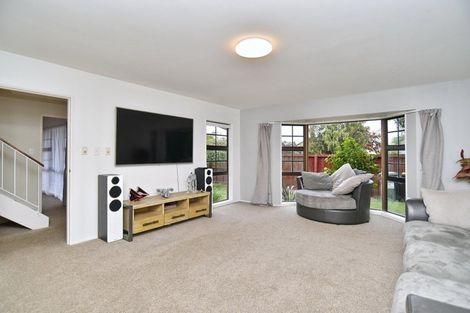 Photo of property in 106 Blackett Street, Rangiora, 7400