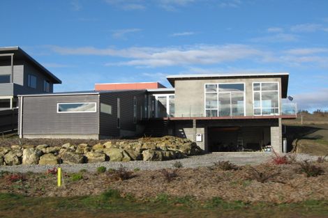 Photo of property in 8 Allenby Place, Wanaka, 9305