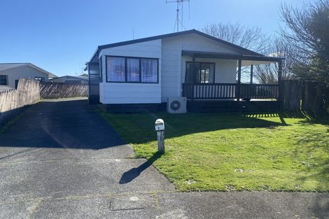 Photo of property in 11 Flemington Place, Nawton, Hamilton, 3200