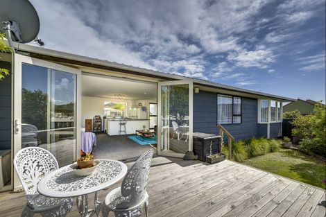 Photo of property in 12 Hetley Crescent, Taradale, Napier, 4112