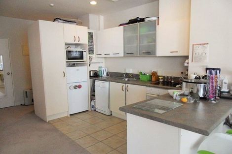 Photo of property in Terrace Tower Apartments, 8b/126 The Terrace, Wellington Central, Wellington, 6011