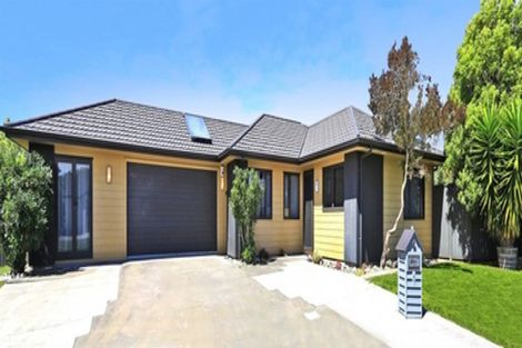 Photo of property in 3 Mcnaughton Place, Onekawa, Napier, 4110