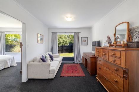 Photo of property in 15 Dunster Street, Burnside, Christchurch, 8053