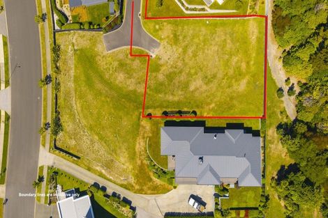 Photo of property in 11 Azalea Lane, Waipahihi, Taupo, 3330
