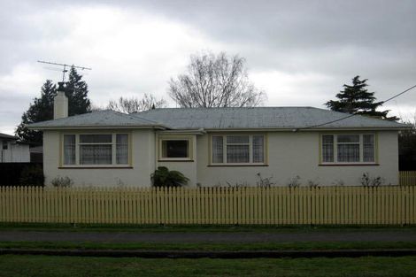 Photo of property in 18 Brooklyn Road, Carterton, 5713
