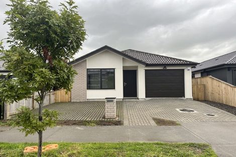 Photo of property in 47 Rorotu Avenue, Karaka, 2113