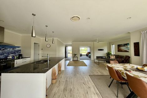 Photo of property in 16 Huka Heights Drive, Rangatira Park, Taupo, 3330