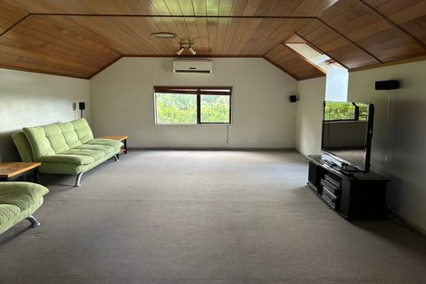 Photo of property in 70 Jack Paterson Road, Opaheke, Papakura, 2584