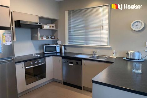 Photo of property in 16 Kirriemuir Street, Maryhill, Dunedin, 9011