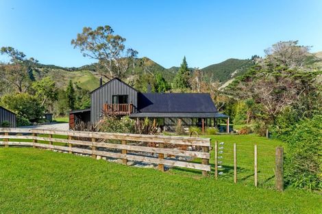 Photo of property in 1131 Whakarau Road, Otoko, Te Karaka, 4092