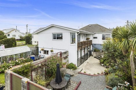 Photo of property in 42 Puketai Street, Andersons Bay, Dunedin, 9013