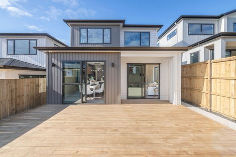 Photo of property in 11 Sagitta Drive, Flat Bush, Auckland, 2019