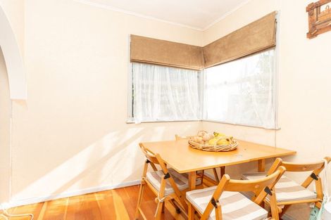 Photo of property in 48 Mears Road, St Andrews, Hamilton, 3200