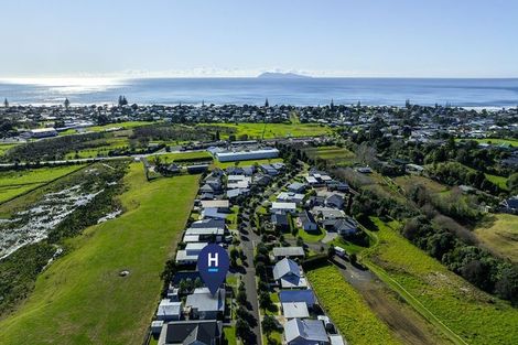 Photo of property in 44 Ocean Breeze Drive, Waihi Beach, 3611