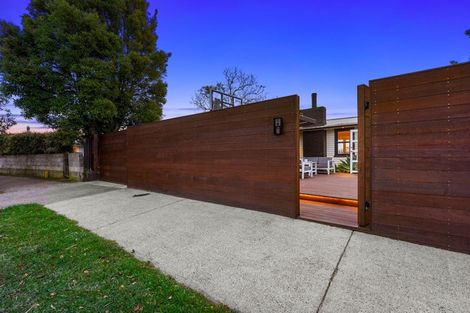 Photo of property in 82 Methuen Road, New Windsor, Auckland, 0600