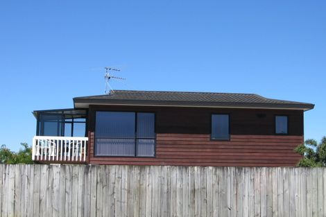 Photo of property in 3/188 Onewa Road, Birkenhead, Auckland, 0626