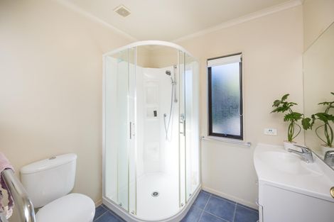 Photo of property in 111 Ruapehu Drive, Fitzherbert, Palmerston North, 4410