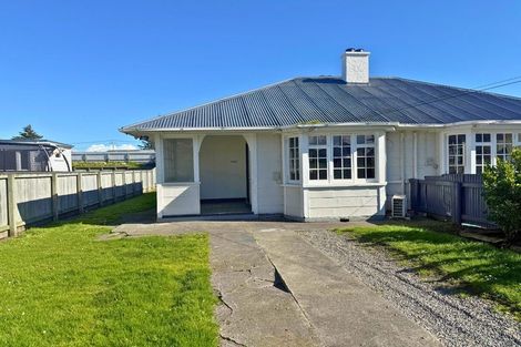 Photo of property in 7a Karaka Street, Castlecliff, Whanganui, 4501