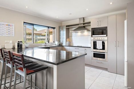 Photo of property in 9 Bronwylian Drive, Flat Bush, Auckland, 2016