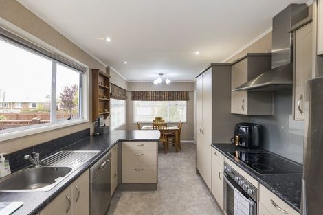 Photo of property in 10 Kennedy Avenue, Feilding, 4702