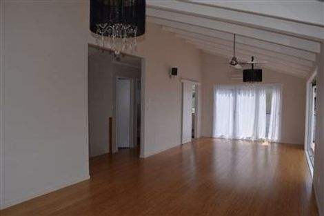 Photo of property in 1/47 Rawene Road, Birkenhead, Auckland, 0626