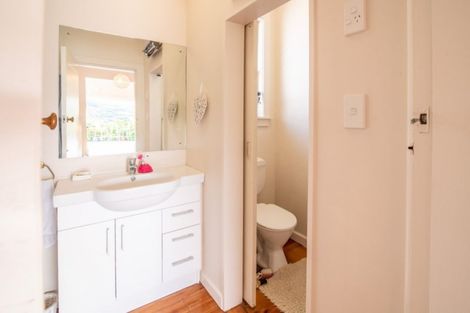 Photo of property in 30 Okains Bay Road, Robinsons Bay, Akaroa, 7581