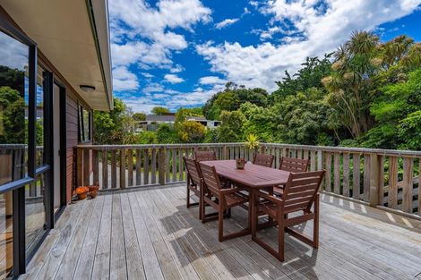 Photo of property in 110 Renown Road, Raumati South, Paraparaumu, 5032
