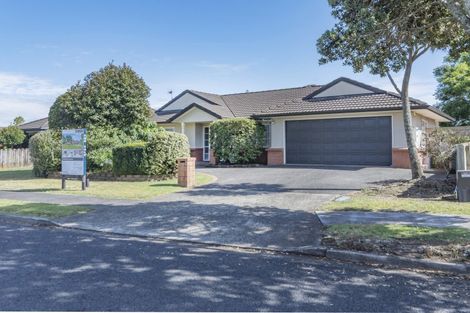 Photo of property in 13 Moss Crescent, Takanini, 2112