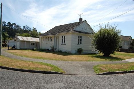 Photo of property in 55 Waddington Drive, Naenae, Lower Hutt, 5011