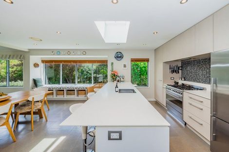 Photo of property in 4 Ferndale Drive, Waikanae, 5036