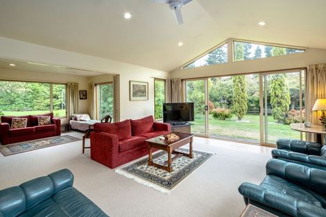 Photo of property in 1789 State Highway 2, Kaitoke, Upper Hutt, 5018