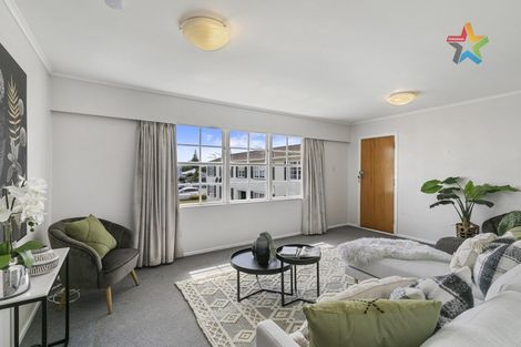 Photo of property in 1/95 Whites Line East, Waiwhetu, Lower Hutt, 5010