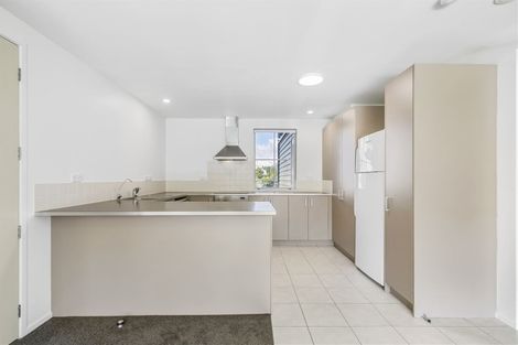 Photo of property in 2/23 Opito Way, East Tamaki, Auckland, 2013