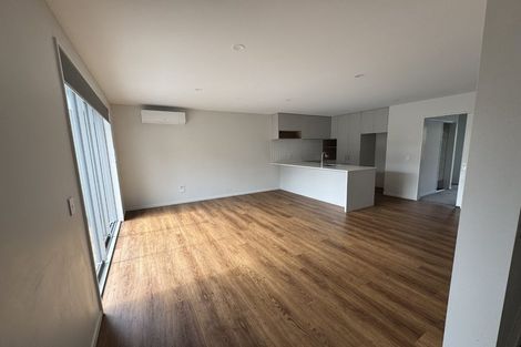 Photo of property in 2/27 Linwood Avenue, Linwood, Christchurch, 8011