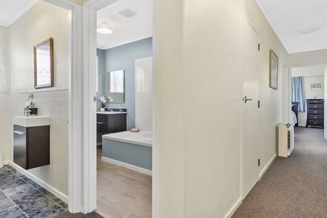 Photo of property in 13 Walnut Place, Mosgiel, 9024