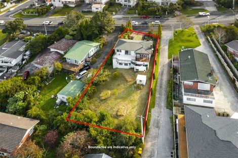 Photo of property in 70 Chivalry Road, Glenfield, Auckland, 0629