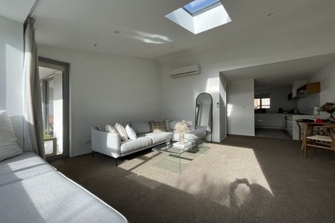 Photo of property in 4/33 Darvel Street, Riccarton, Christchurch, 8011