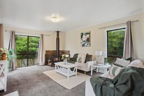 Photo of property in 82 Glen Road, Ranui, Auckland, 0612