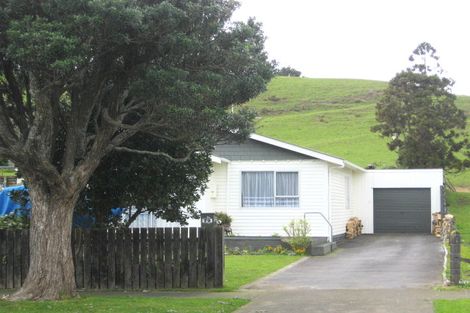 Photo of property in 79 Pioneer Road, Moturoa, New Plymouth, 4310