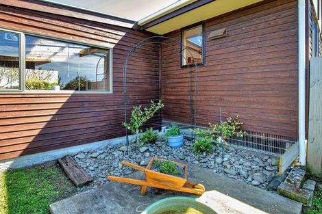 Photo of property in 10 White Street, Glenavy, Waimate, 7980